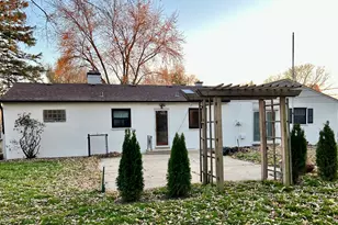 705 W Fabyan Pkwy, Geneva, IL 60134 - Photo 29