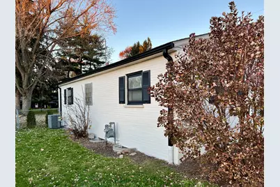 705 W Fabyan Parkway, Geneva, IL 60134 - Photo 31