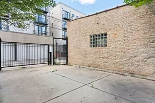 514 N Armour St, Chicago, IL 60642 - Photo 21