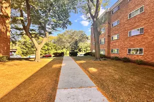 6220 N Ridge Ave, Chicago, IL 60660 - Photo 17