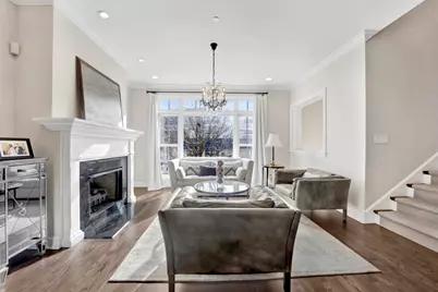 460 Pennsylvania Avenue #C, Glen Ellyn, IL 60137 - Photo 5