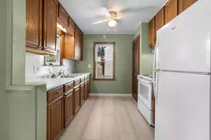 1149 W Wilson Dr, Kankakee, IL 60901 - Photo 7