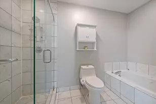 428 N Noble St, Chicago, IL 60642 - Photo 17