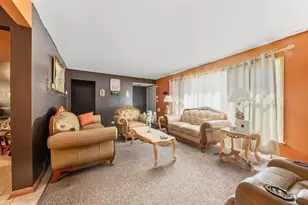 452 E 167th St, South Holland, IL 60473 - Photo 3