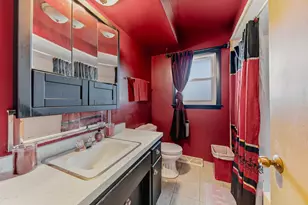 452 E 167th St, South Holland, IL 60473 - Photo 11