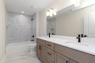 700 Czacki St, Lemont, IL 60439 - Photo 29