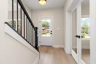 700 Czacki St, Lemont, IL 60439 - Photo 5