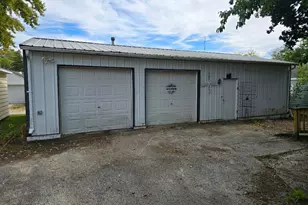 1224 Wild St, Sycamore, IL 60178 - Photo 5