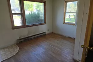 1224 Wild St, Sycamore, IL 60178 - Photo 9