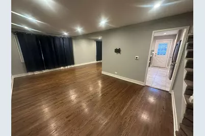 2543 Crawford Avenue, Evanston, IL 60201 - Photo 3