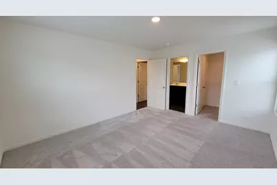 200 Goldenrod Drive, Elgin, IL 60124 - Photo 11