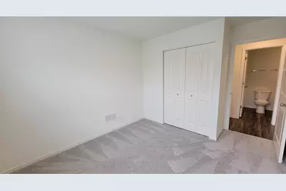 200 Goldenrod Drive, Elgin, IL 60124 - Photo 15