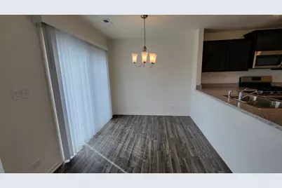 200 Goldenrod Drive, Elgin, IL 60124 - Photo 7