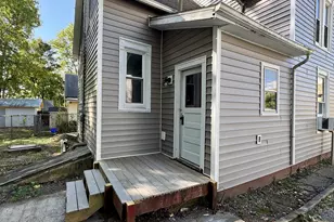 304 S Prairie St, Bloomington, IL 61701 - Photo 33