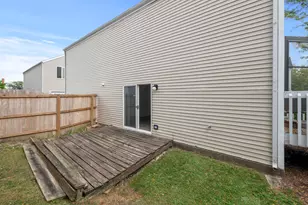 799 Symphony Dr, Aurora, IL 60504 - Photo 23