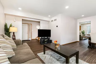 1201 Oak Ridge Drive, Streamwood, IL 60107 - Photo 5