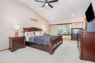 1201 Oak Ridge Dr, Streamwood, IL 60107 - Photo 15