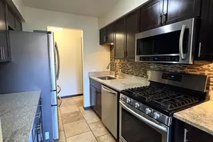 15805 Peggy Ln, Oak Forest, IL 60452 - Photo 3