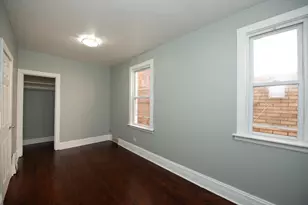 8117 S Burnham Ave, Chicago, IL 60617 - Photo 7