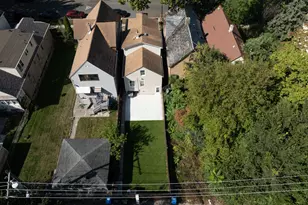 8117 S Burnham Ave, Chicago, IL 60617 - Photo 21