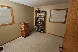 110 Elm Ln, Streamwood, IL 60107 - Photo 15