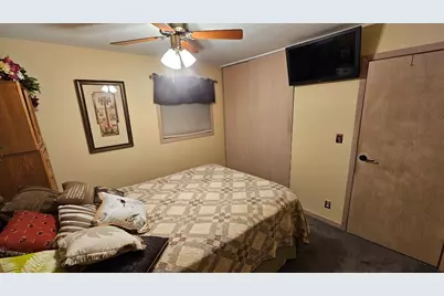 110 Elm Lane, Streamwood, IL 60107 - Photo 11