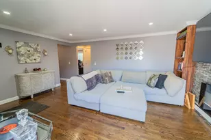 6841 N Northwest Hwy, Chicago, IL 60631 - Photo 5