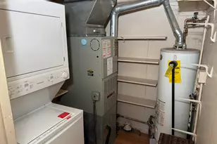 1901 W Plainfield Rd, La Grange Highlands, IL 60525 - Photo 17