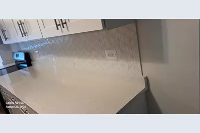 [Address not provided], Chicago, IL 60660 - Photo 3