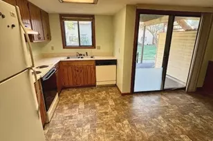 1305 Brian Pl, Urbana, IL 61802 - Photo 9