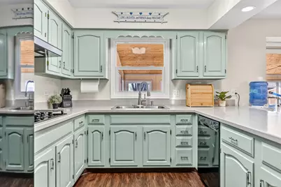 4015 Sunnyside Road, Woodstock, IL 60098 - Photo 5