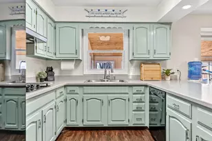 4015 Sunnyside Rd, Woodstock, IL 60098 - Photo 5