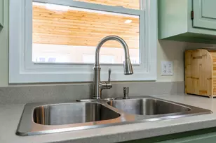 4015 Sunnyside Rd, Woodstock, IL 60098 - Photo 9