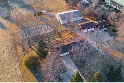 4015 Sunnyside Road, Woodstock, IL 60098 - Photo 3