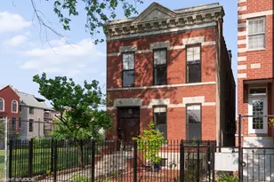 1433 N California Ave, Chicago, IL 60622 - Photo 1