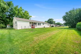 32 Peggy Dr, Sandwich, IL 60548 - Photo 23