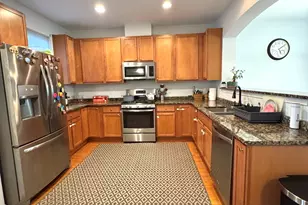 17 E Willow Rd, Wheeling, IL 60090 - Photo 5