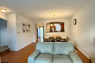 17 E Willow Rd, Wheeling, IL 60090 - Photo 7