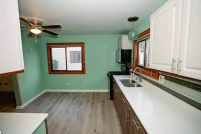 1221 Cedarwood Drive #F, Crest Hill, IL 60403 - Photo 5