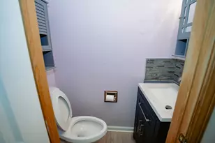 1221 Cedarwood Dr, Crest Hill, IL 60403 - Photo 7