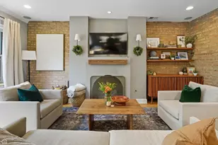 1210 W Roscoe St, Chicago, IL 60657 - Photo 9