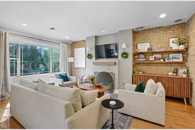 1210 W Roscoe Street #1, Chicago, IL 60657 - Photo 15