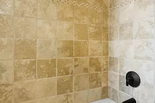 1210 W Roscoe St, Chicago, IL 60657 - Photo 29