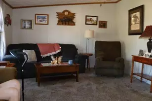 3 Jer-Mar Dr, Warsaw, IL 62379 - Photo 3