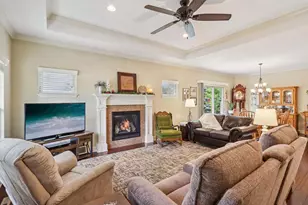 656 Baker St, Walworth, WI 53184 - Photo 11