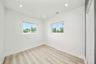 3715 Euclid Ave, Berwyn, IL 60402 - Photo 19