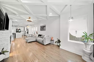 3715 Euclid Ave, Berwyn, IL 60402 - Photo 5