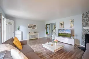 938 Cardiff Ct, Schaumburg, IL 60194 - Photo 3