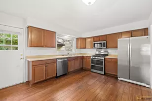 26235 N Acorn Ln, Mundelein, IL 60060 - Photo 9