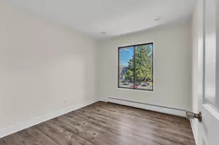 229 W Ct of Shorewood, Vernon Hills, IL 60061 - Photo 9